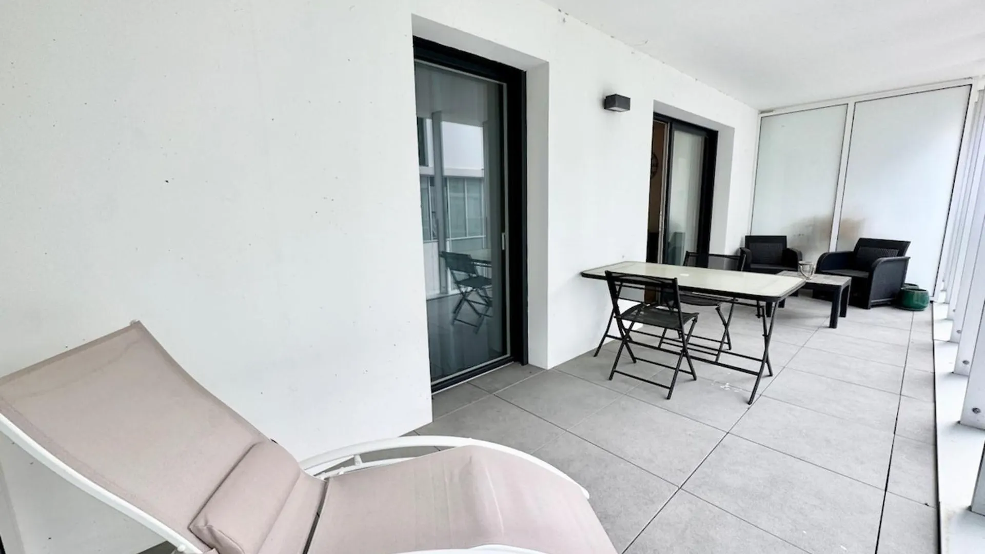 דירות לוריין Peristyle - T2 De Standing Neuf - Balcon